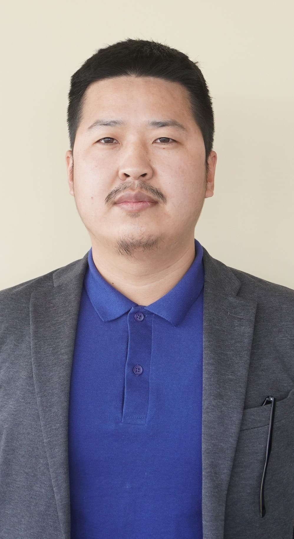 Б.Отгонбаяр